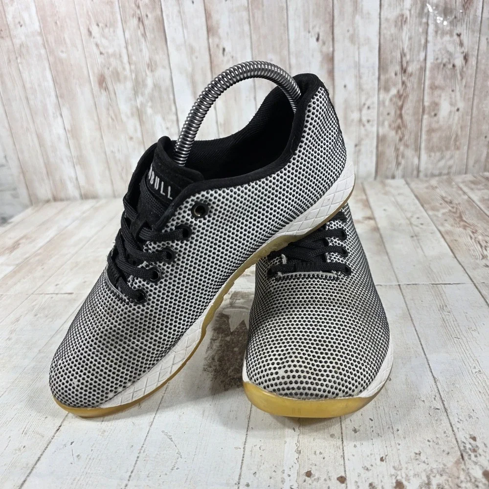 NOBULL Womens SuperFabric Trainer Silver Black Dotted Gum Sole Athletic Shoes
